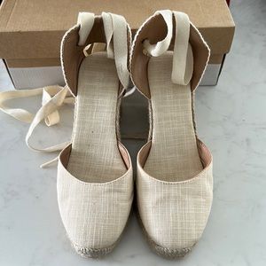 Soludos nude wedge